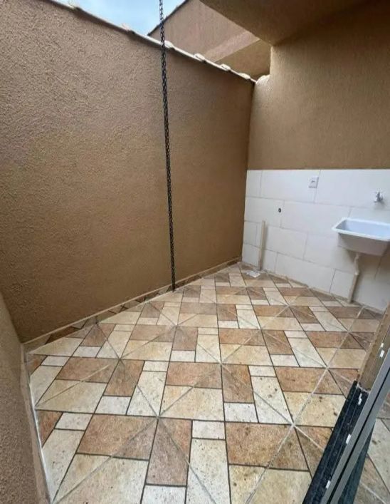 Imóvel para venda tem 33,30 metros quadrados com 1 quarto em Laranjal - São Gonçalo - RJ