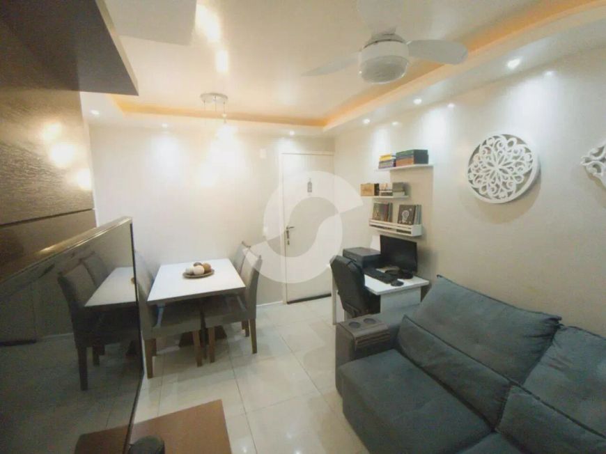 Apartamento á venda com 2 quartos em Nova Cidade - São Gonçalo - RJ