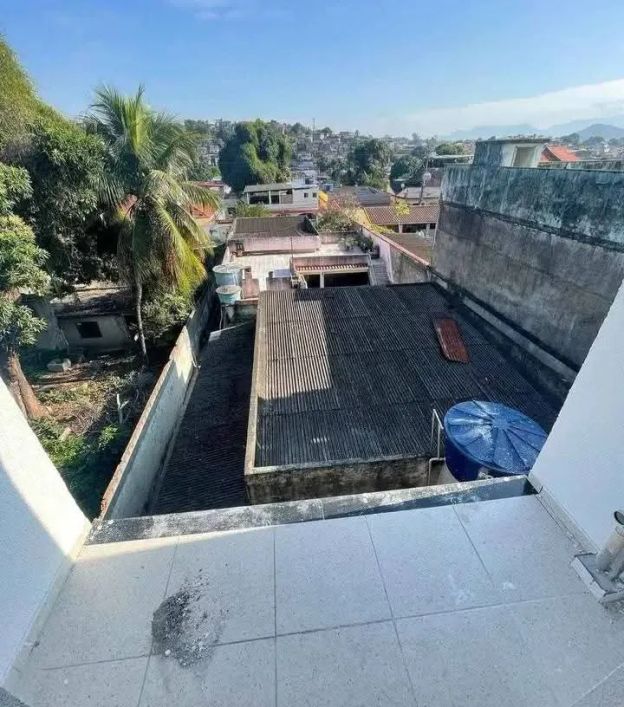 Imóvel para venda possui 40 metros quadrados com 1 quarto em Antonina - São Gonçalo - RJ