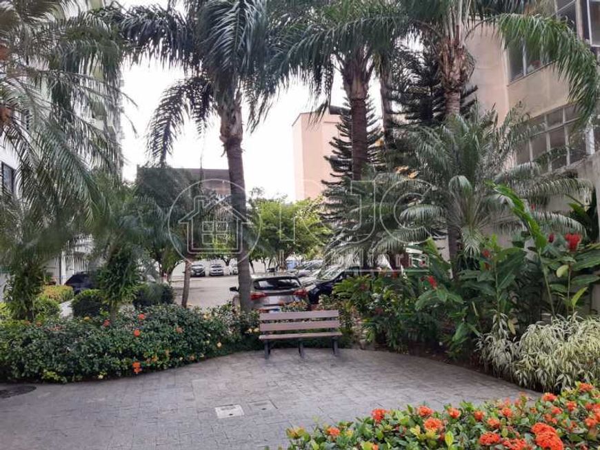 Apartamento para venda possui 75 metros quadrados com 3 quartos