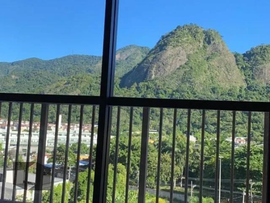 Apartamento em Curicica