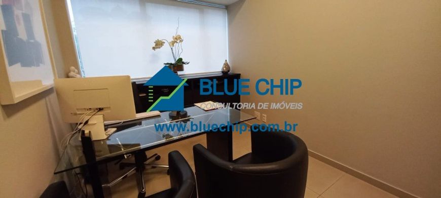 Sala à Venda no Condomínio The Best - Barra da Tijuca, com 28m² por R$270.000,00