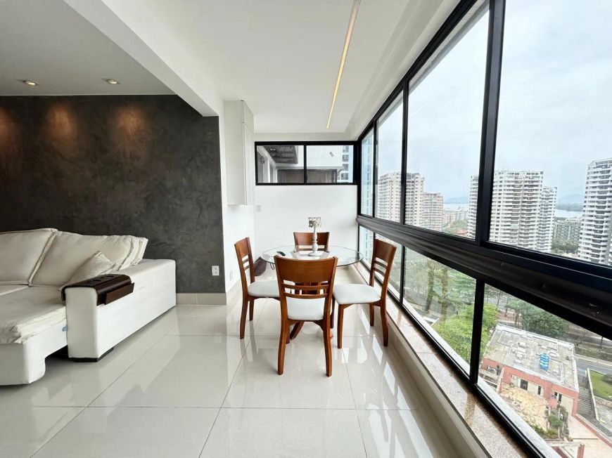 Vendo Lindo Apartamento todo reformado no Alfa Barra