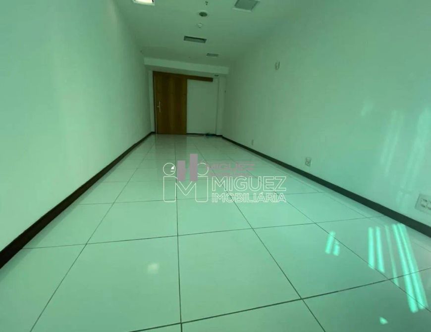 OPORTUNIDADE!!!! OS 3 PRIMEIROS MESES VOÇÊ PAGA SO O CONDOMINIO. ALUGO SALA COMERCIAL RUA OUVIDOR (C