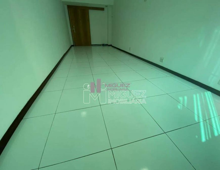 OPORTUNIDADE!!!! OS 3 PRIMEIROS MESES VOÇÊ PAGA SO O CONDOMINIO. ALUGO SALA COMERCIAL RUA OUVIDOR (C