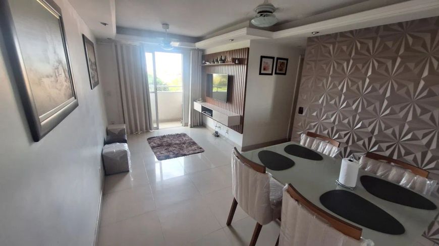 Vitória Caxias, 3 quartos com suíte. Sol da manhã, porcelanato e teto rebaixado.