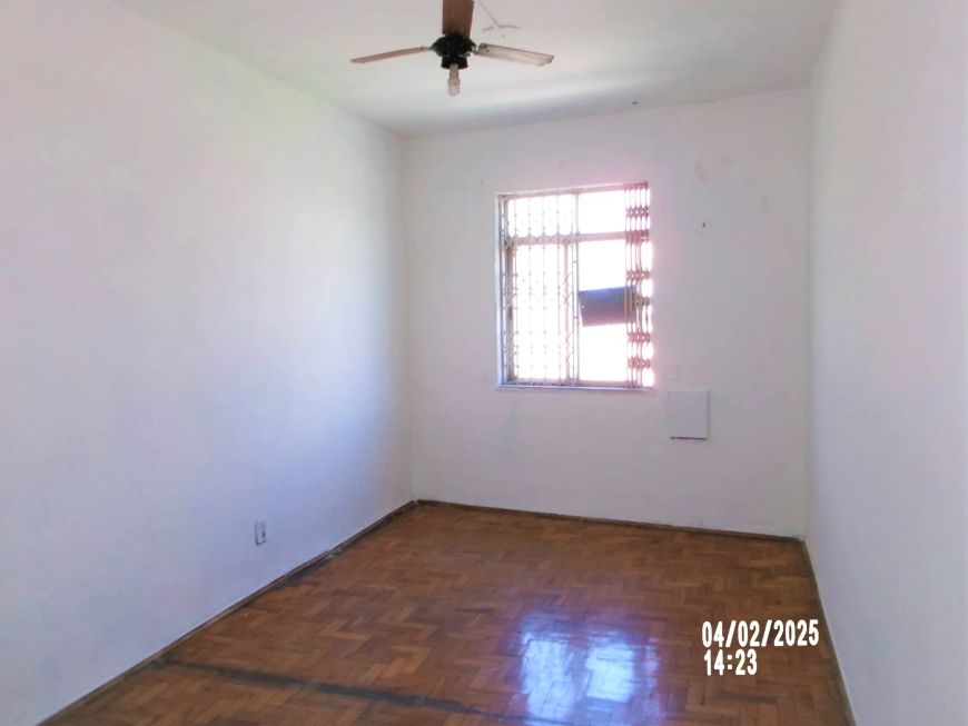 Imóvel para venda tem 96 metros quadrados com 3 quartos em Vila Meriti - Duque de Caxias - RJ