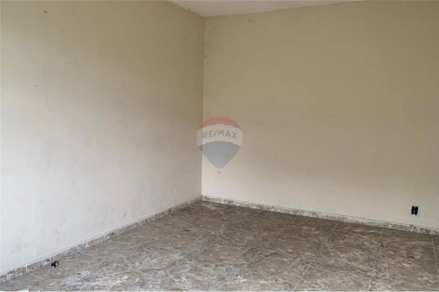 Terreno de 360m² com construção de 110m² à Venda po R$ 280.000. em Chácara Arcampo - Potencial para