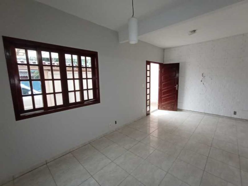 Casa de rua - / Residencial / Jardim Primavera