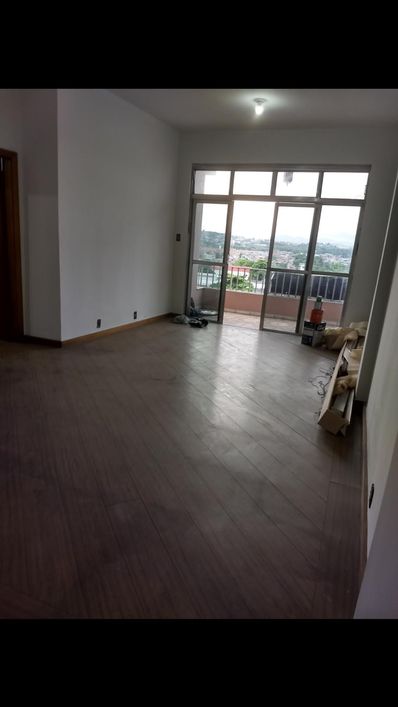 Apartamento de 116 metros quadrados no bairro Jardim Vinte e Cinco de Agosto com 3 quartos
