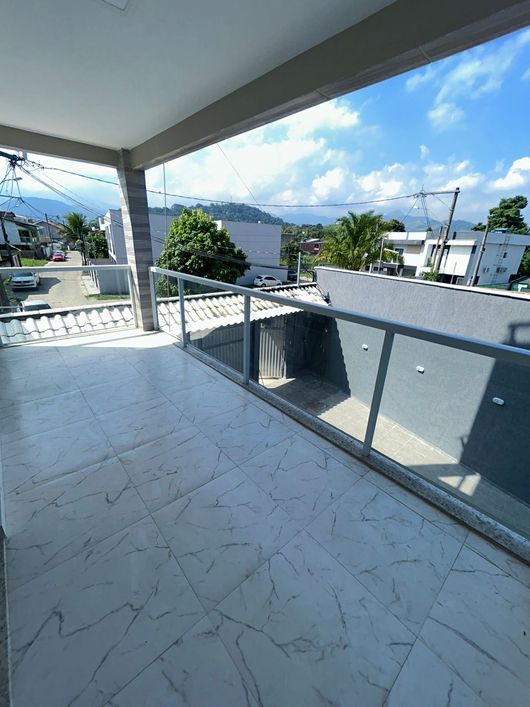 Apartamento novo em Xerem em condomínio de alto padrão.