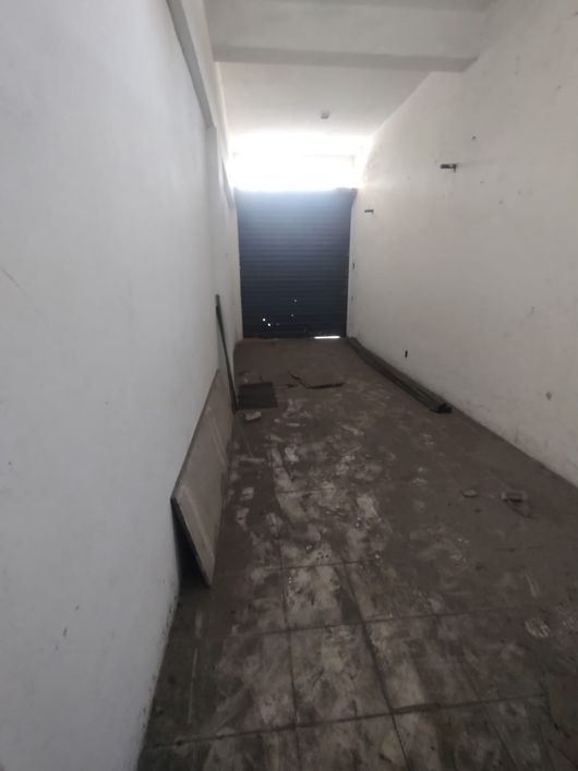 Oportunidade para Investidor, 6 lojas em Santa Cruz da Serra.