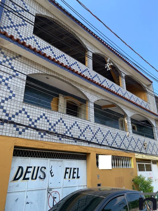 Triplex com 220m² à venda na Itatiaia