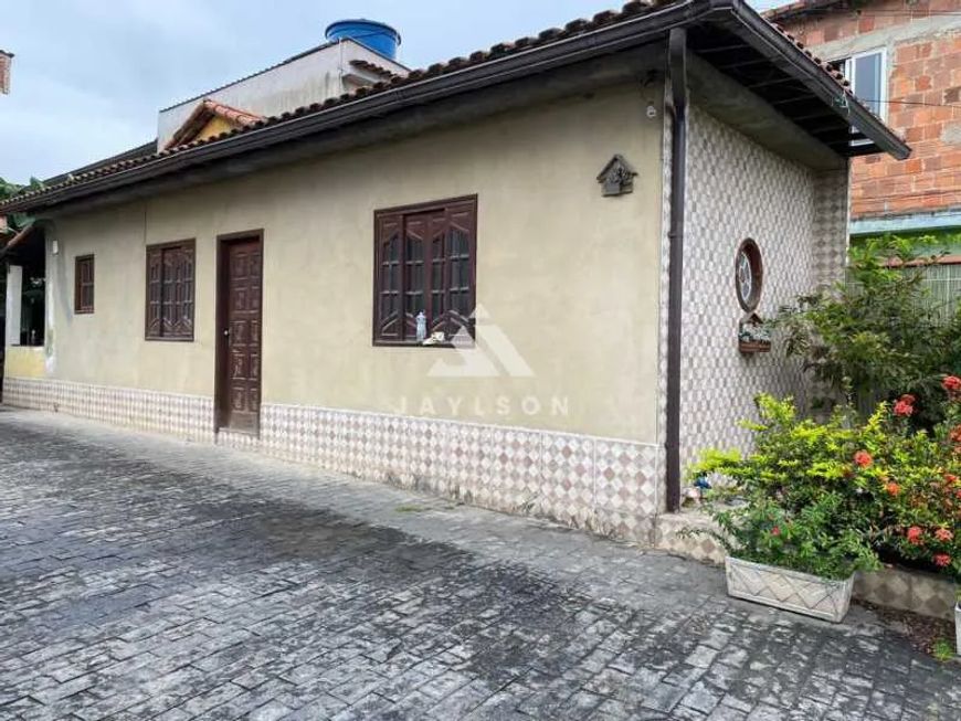 Casa de rua - / Residencial / Vila Santo Antônio