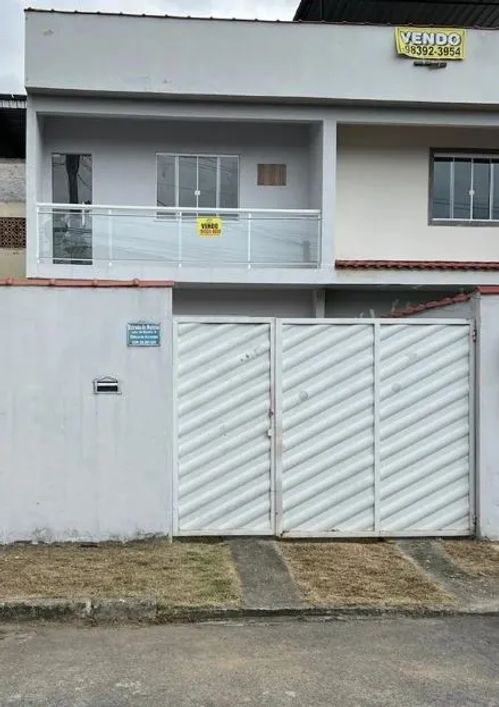 Casa para venda com 80 metros quadrados com 2 quartos