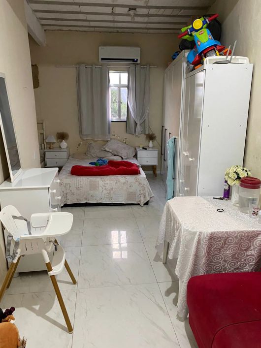 Casa de 4 quartos a 5min da Praça da Mantiquiria!