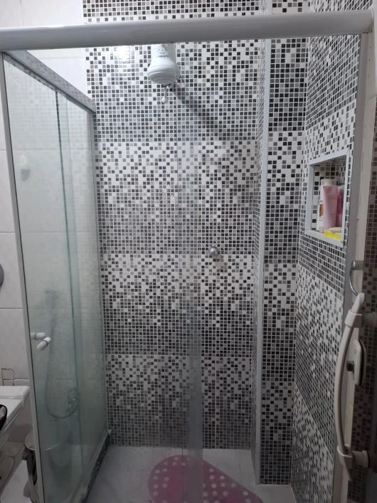 ESCELENTE APARTAMENTO NA 25 DE AGOSTO PRÓXIMO AO HOSPITAL CAXIAS DOR EM DUQUE DE CAXIAS
