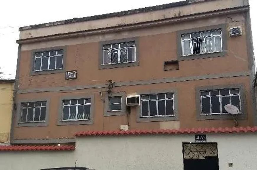 Apto à venda com 2 quartos em Dq de Caxias/RJ