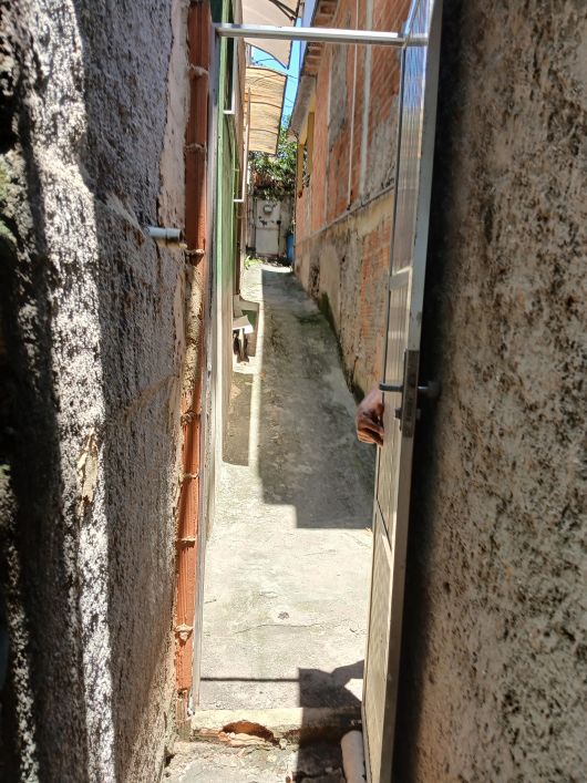 CASA PRÓXIMA AO PONTO DE BRIGA NA ITATIAIA DUQUE DE CAXAS