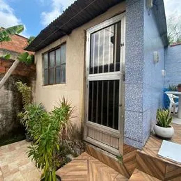 Casa à venda na Rodovia Washington Luiz, Santa Cruz da Serra, Duque de Caxias - RJ