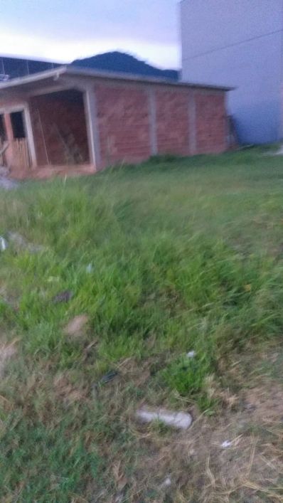 Terreno à venda na Rua Treze de Junho, Vila Santa Alice, Duque de Caxias - RJ