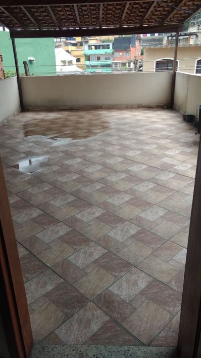 Casa para venda possui 120 metros quadrados com 2 quartos