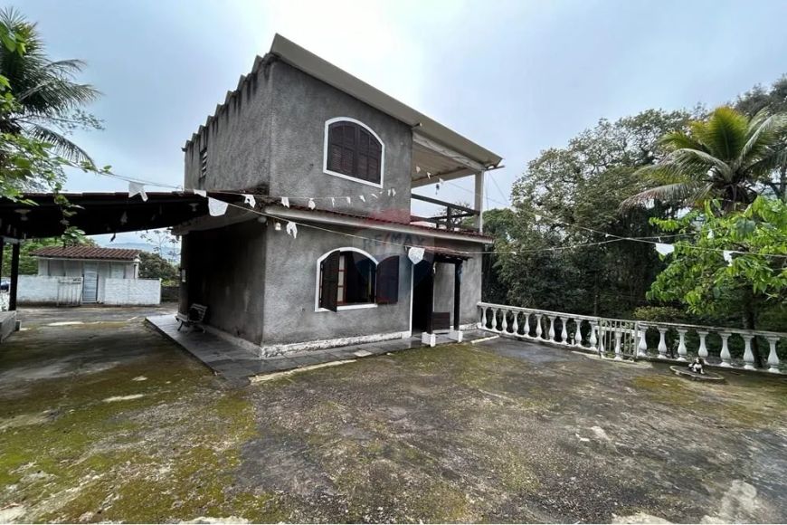 Casa com Terreno de 1.419m² à venda por R$ 380.000,00 na Subida da Serra de Petrópolis Em Duque de C