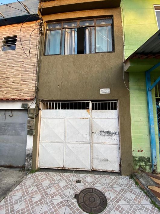Vende-se 3 casas na Taquara