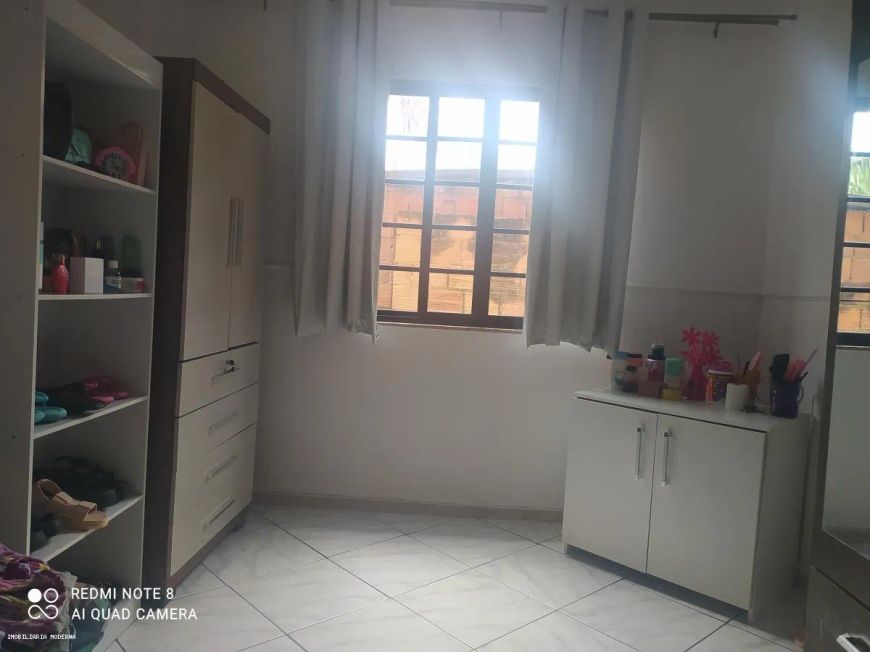 Casa 3 dormitórios para Venda em Duque de Caxias, Olavo Bilac, 5 dormitórios, 1 suíte, 2 banheiros,