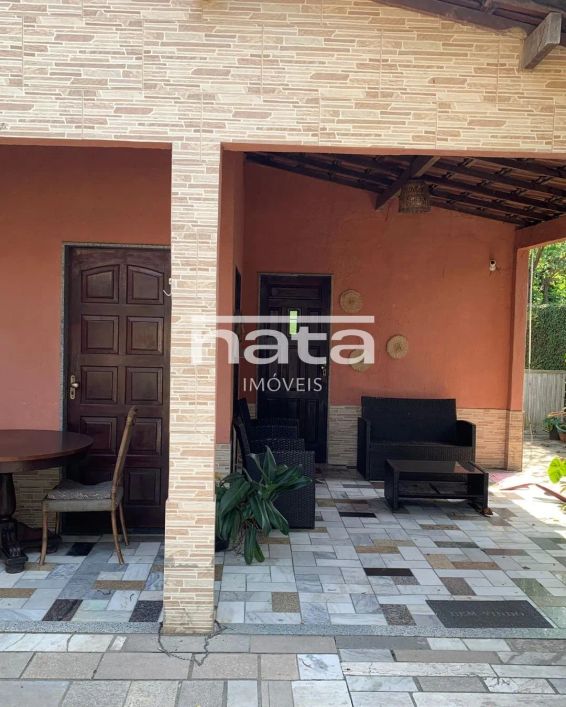 Casa com 3 quartos em Santa Cruz da Serra à venda