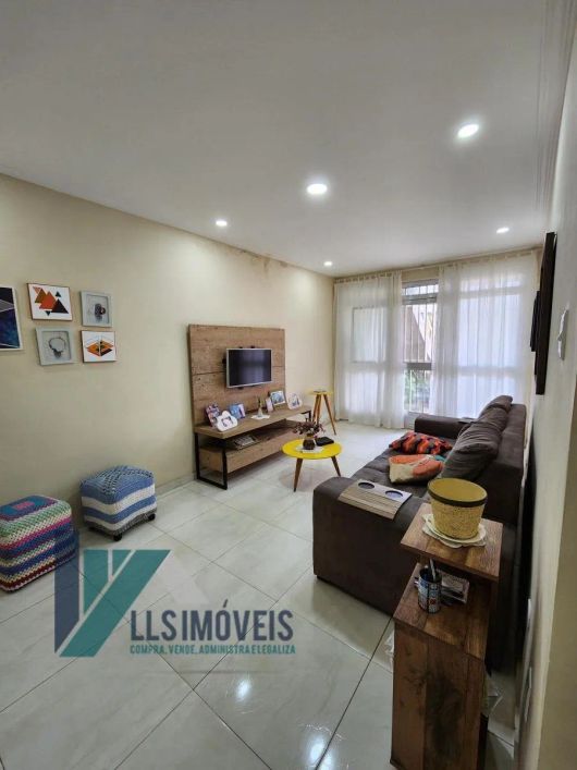 Casa 4 dormitórios ou + para Venda em Duque de Caxias, Parque Nova Esperança, 5 dormitórios, 2 suíte
