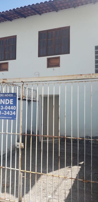 Sobrado para venda tem 83 metros quadrados com 2 quartos em Parque Duque - Duque de Caxias - RJ