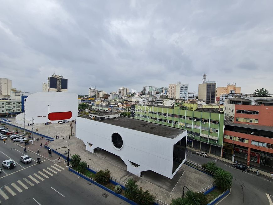 Apartamento em Duque de Caxias para Uso Residencial e Comercial de frente para praça do Pacificador