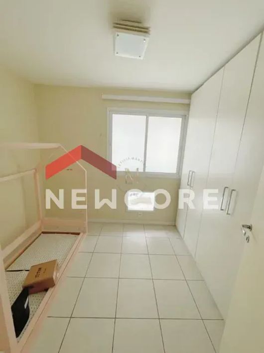 Apartamento em Rua Ana Neri - Jardim Vinte e Cinco de Agosto - Duque de Caxias/RJ