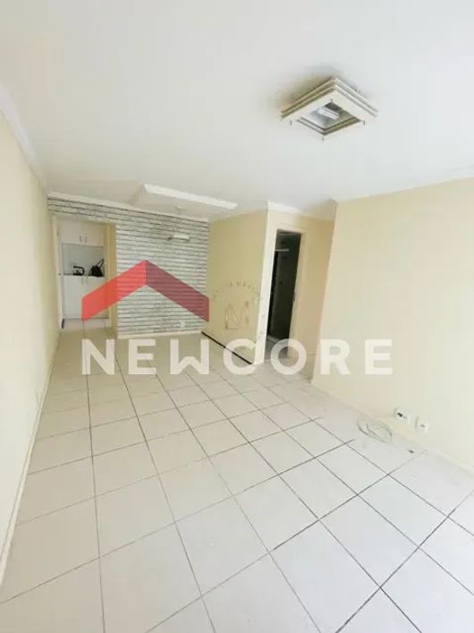 Apartamento em Rua Ana Neri - Jardim Vinte e Cinco de Agosto - Duque de Caxias/RJ