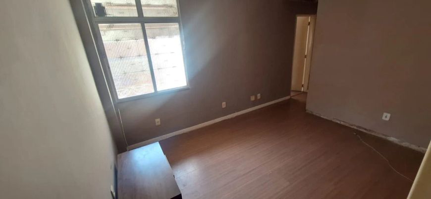 Apartamento na Rua Emília Nunes Costa, Duque de Caxias, 2 quartos com 1 banheiro