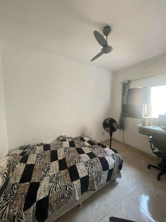 Imóvel para venda possui 80 metros quadrados com 2 quartos em Taquara - Duque de Caxias - RJ