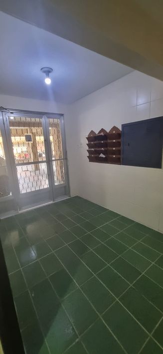 Apartamento para venda possui 49 metros quadrados com 2 quartos, 1 vaga