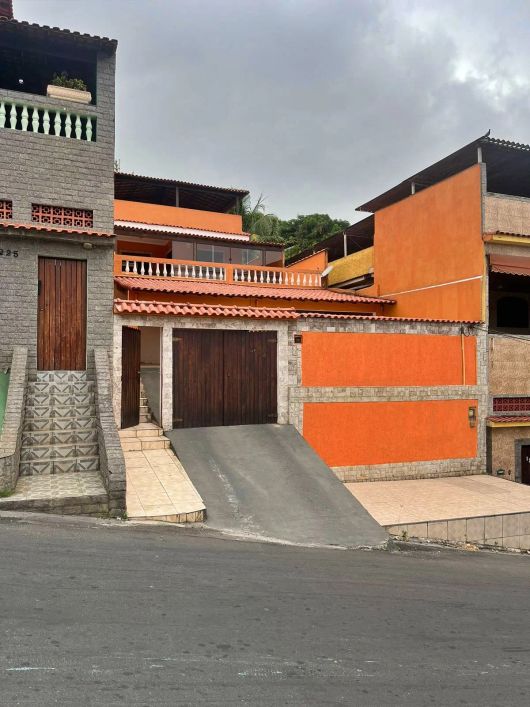Caxias/Carolina-Melhor ponto, Sensacional casa independente 3qtos,área 400m2. Segurança total.