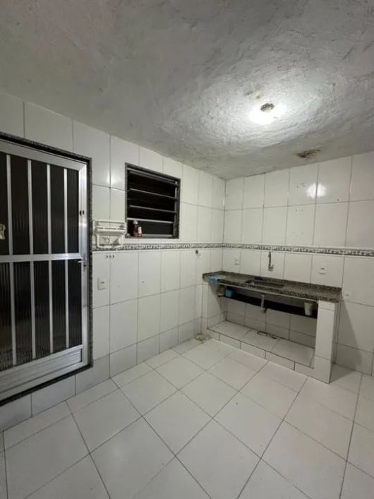 Casa 4 dormitórios ou + para Venda em Duque de Caxias, Jardim das Oliveiras, 4 dormitórios, 3 banhei