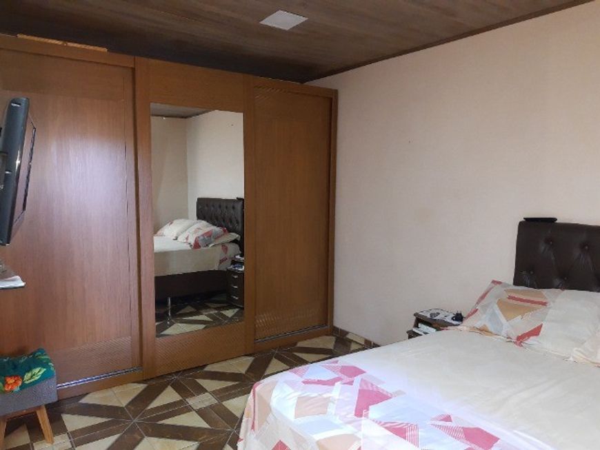 Vendo Casa Duplex 3 Quartos(1 Suite)-Terraço + Quitinete - Sarapuí - Duque de Caxias