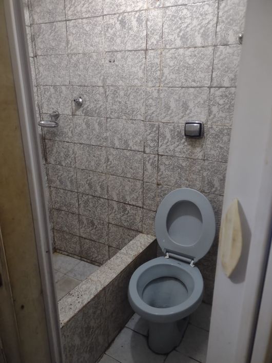 Casa atrás do Carrefour, Vila São Luiz