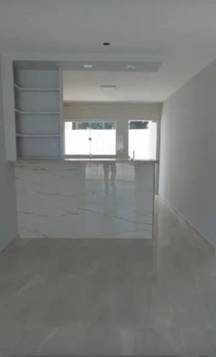 Casa à venda na Rua Vinte e Cinco de Agosto, Vila Santa Alice, Duque de Caxias - RJ