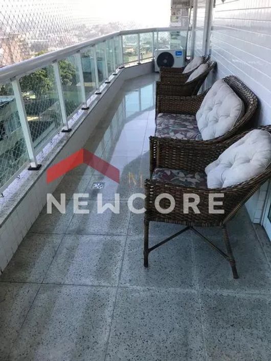 Apartamento em Rua Ana Neri - Jardim Vinte e Cinco de Agosto - Duque de Caxias/RJ
