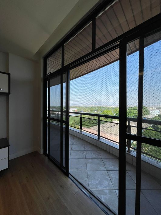Apartamento para venda possui 115 metros quadrados com 2 quartos