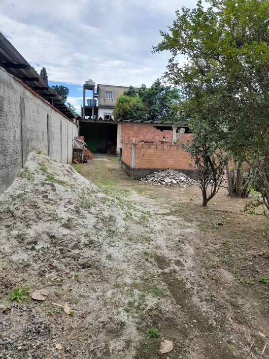 Terreno 12x30 rua principal todo murado