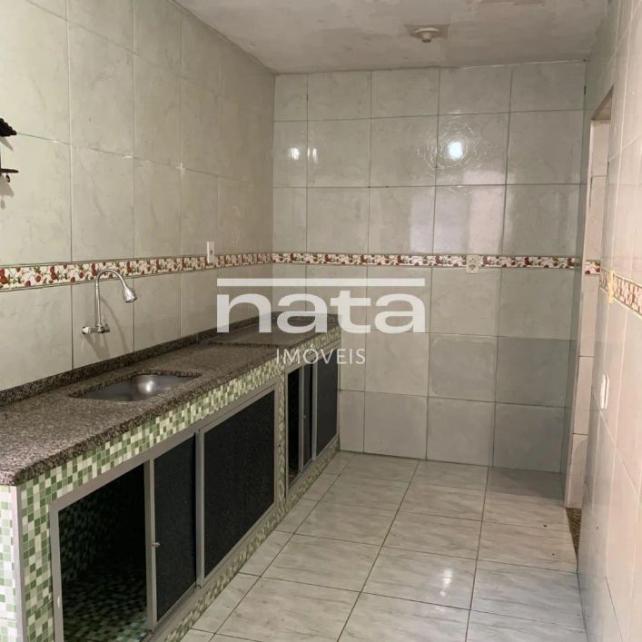 Duas casas e uma kitnet à venda no Gramacho