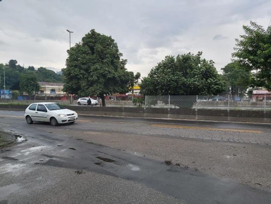 Terreno de 631m² em frente a rodovia W. Luiz Escriturado