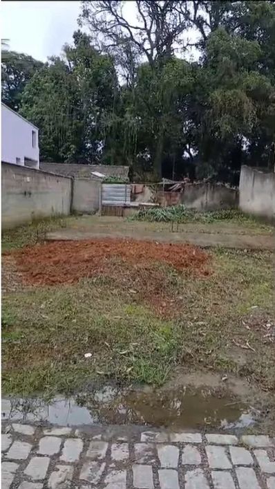 Terreno à venda na Rua Luiz Vicente Gonzaga, Mantiquira, Duque de Caxias - RJ