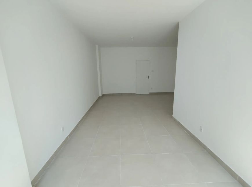 SALA 128M² - 2 BANHEIROS - PISO PORCELANATO - 25 DE AGOSTO - DUQUE DE CAXIAS